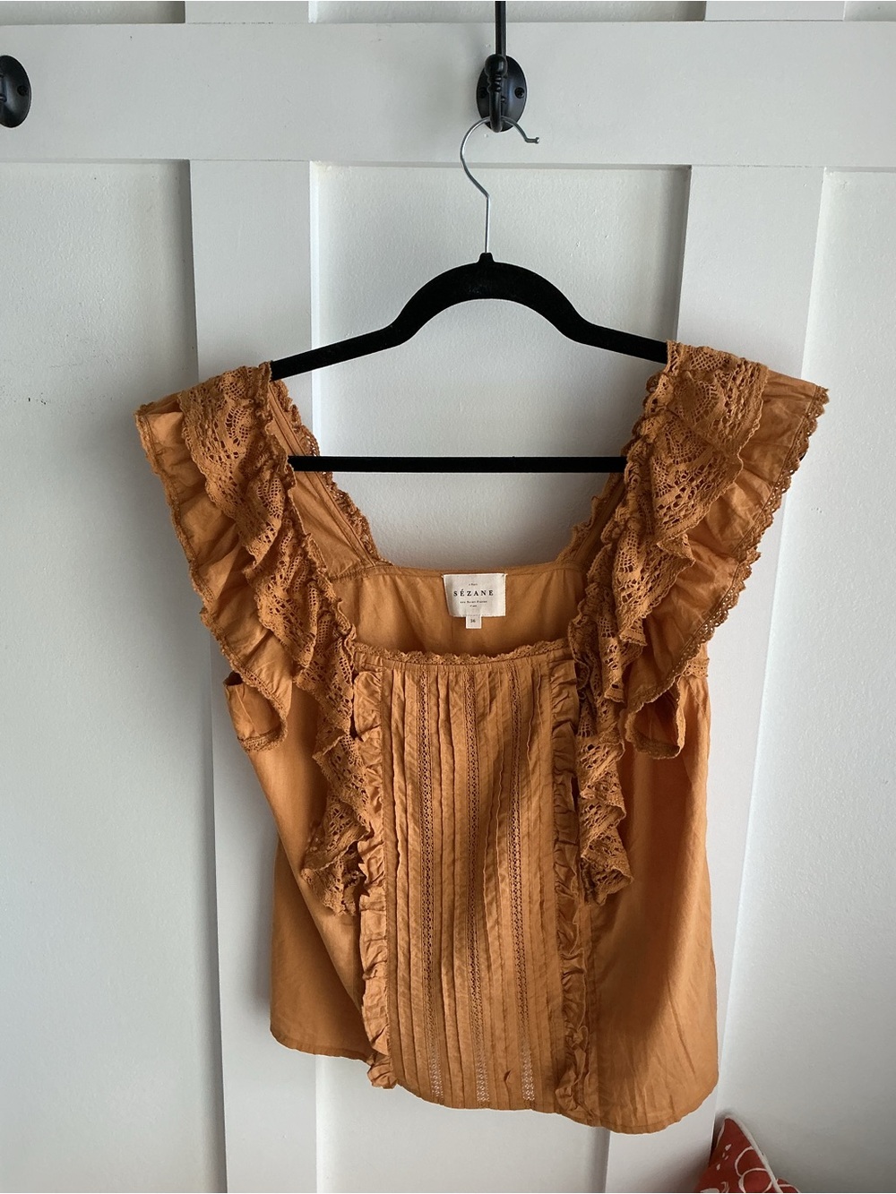 Sezane Lexy Women's Rust Ruffled Lace-Trim Top